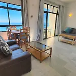 Skol 935 - Cozy 2-bedroom With Amazing Sea Views شقة