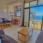 شقة Skol 935 - Cozy 2-bedroom With Amazing Sea Views *
