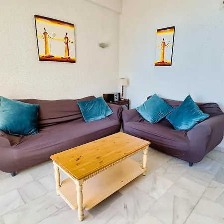 Skol 935 - Cozy 2-bedroom With Amazing Sea Views Διαμέρισμα