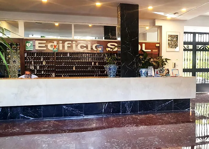 Skol 935 - Cozy 2-bedroom With Amazing Sea Views شقة