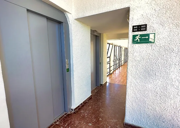 Skol 935 - Cozy 2-bedroom With Amazing Sea Views * ماربيا