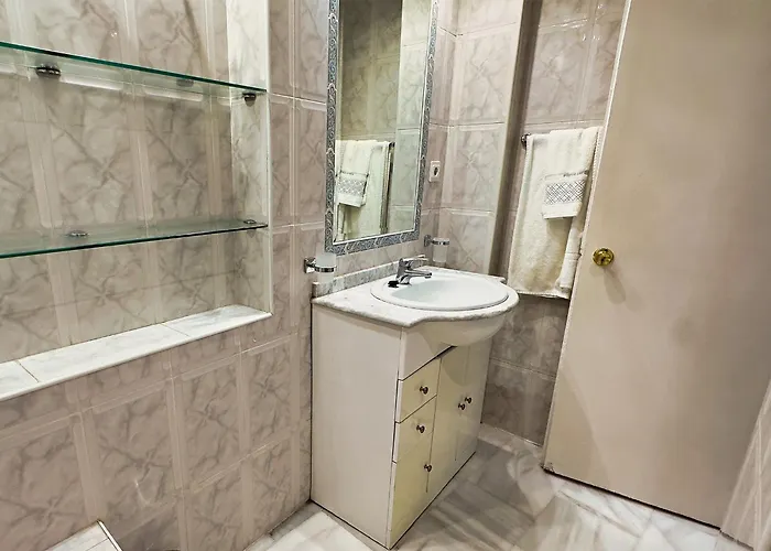 Skol 935 - Cozy 2-bedroom With Amazing Sea Views شقة ماربيا