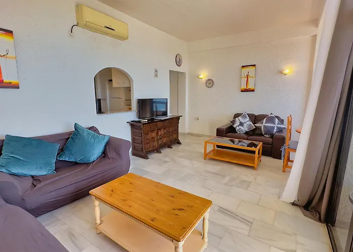 Skol 935 - Cozy 2-bedroom With Amazing Sea Views Apartmán