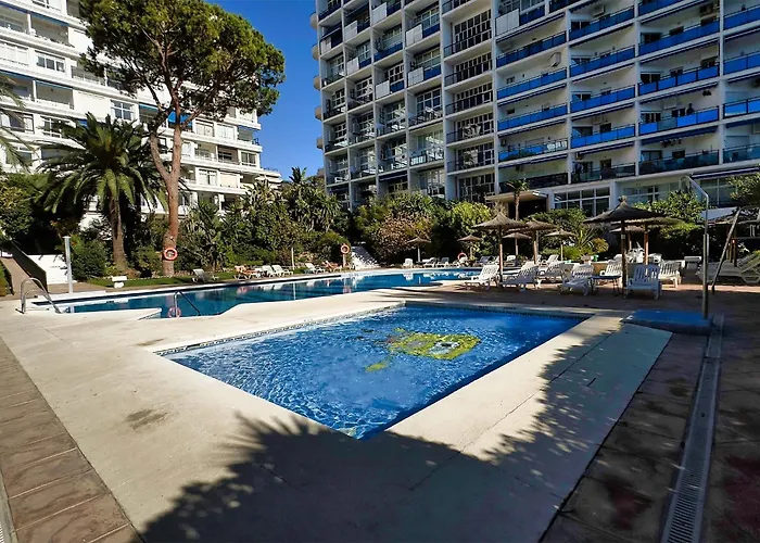 Skol 935 - Cozy 2-bedroom With Amazing Sea Views Marbella